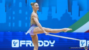 aa q vedeneeva ekaterina slo ph simone ferraro sfa07892 copia